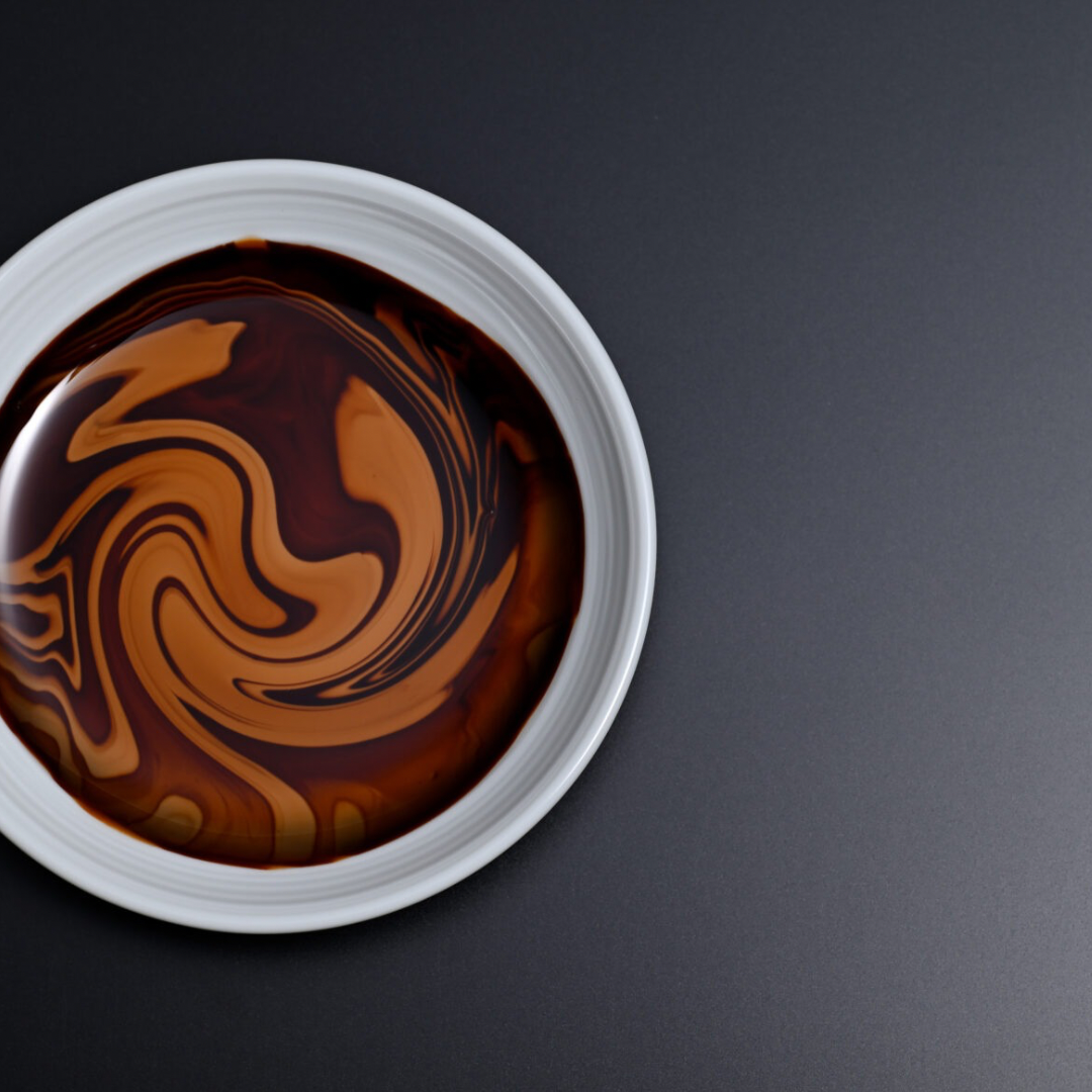 不完全さを受け入れ、新品をしのぐ器をつくる〜金継ぎの匠〜