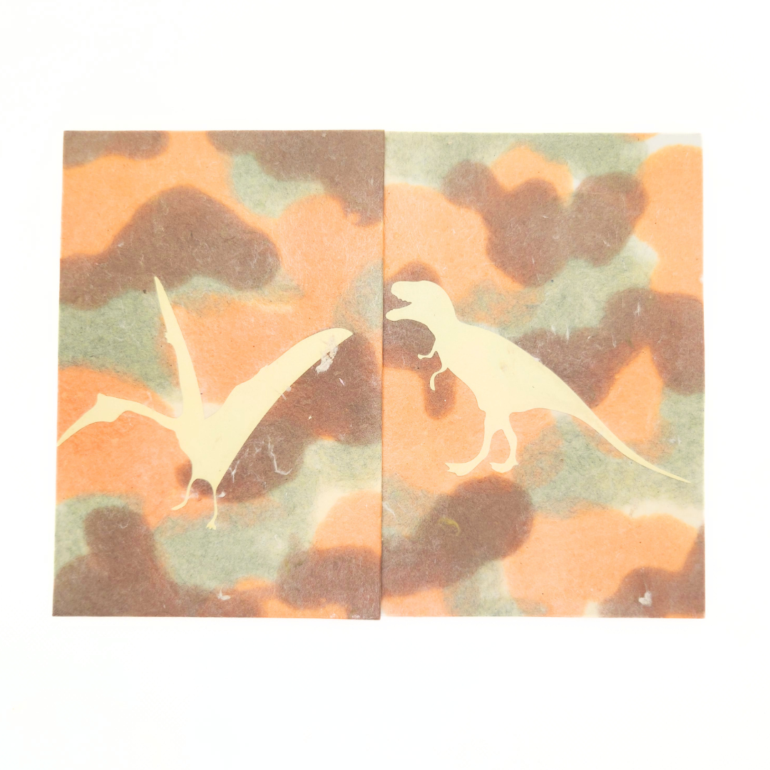 【越前和紙】御竜印帳 迷彩 白 ティラノサウルス×プテラノドン