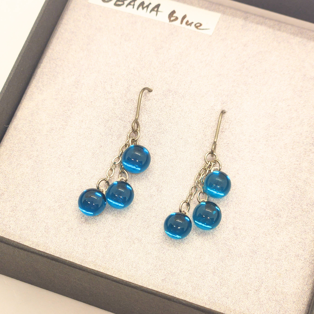 OBAMA blue® 3粒ピアス