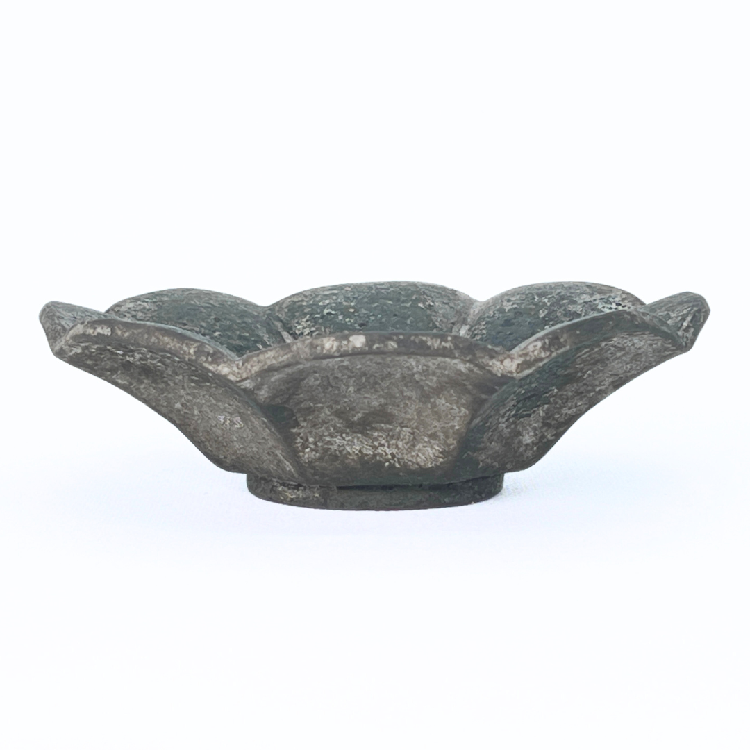 緑青銀彩輪花皿