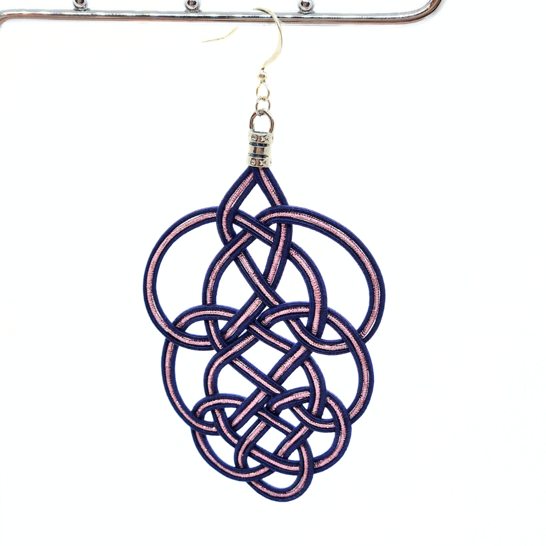 水引葡萄結び 大ぶりピアス ネイビー×ピンク