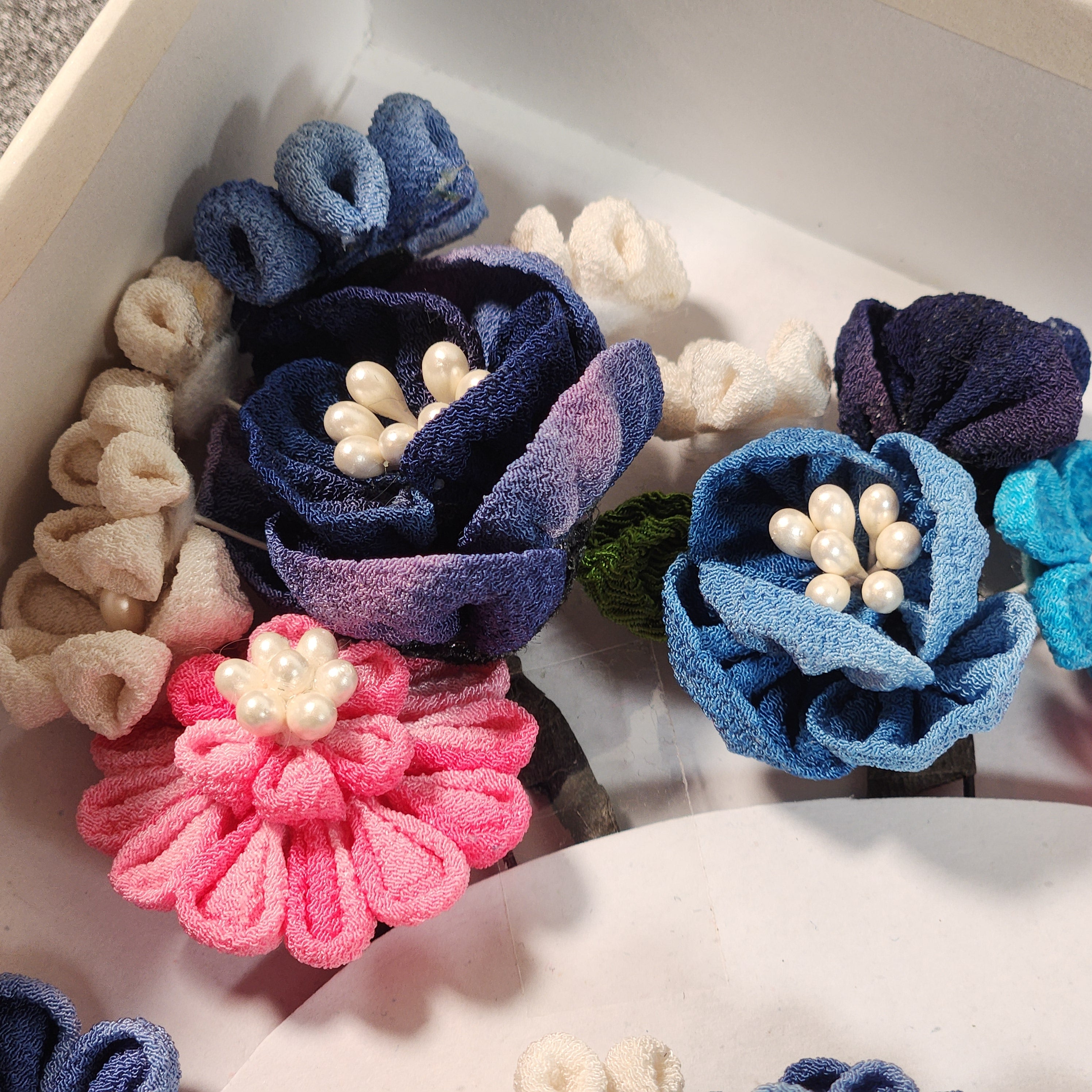 つまみ細工 振袖にあわせたセミオーダー髪飾り