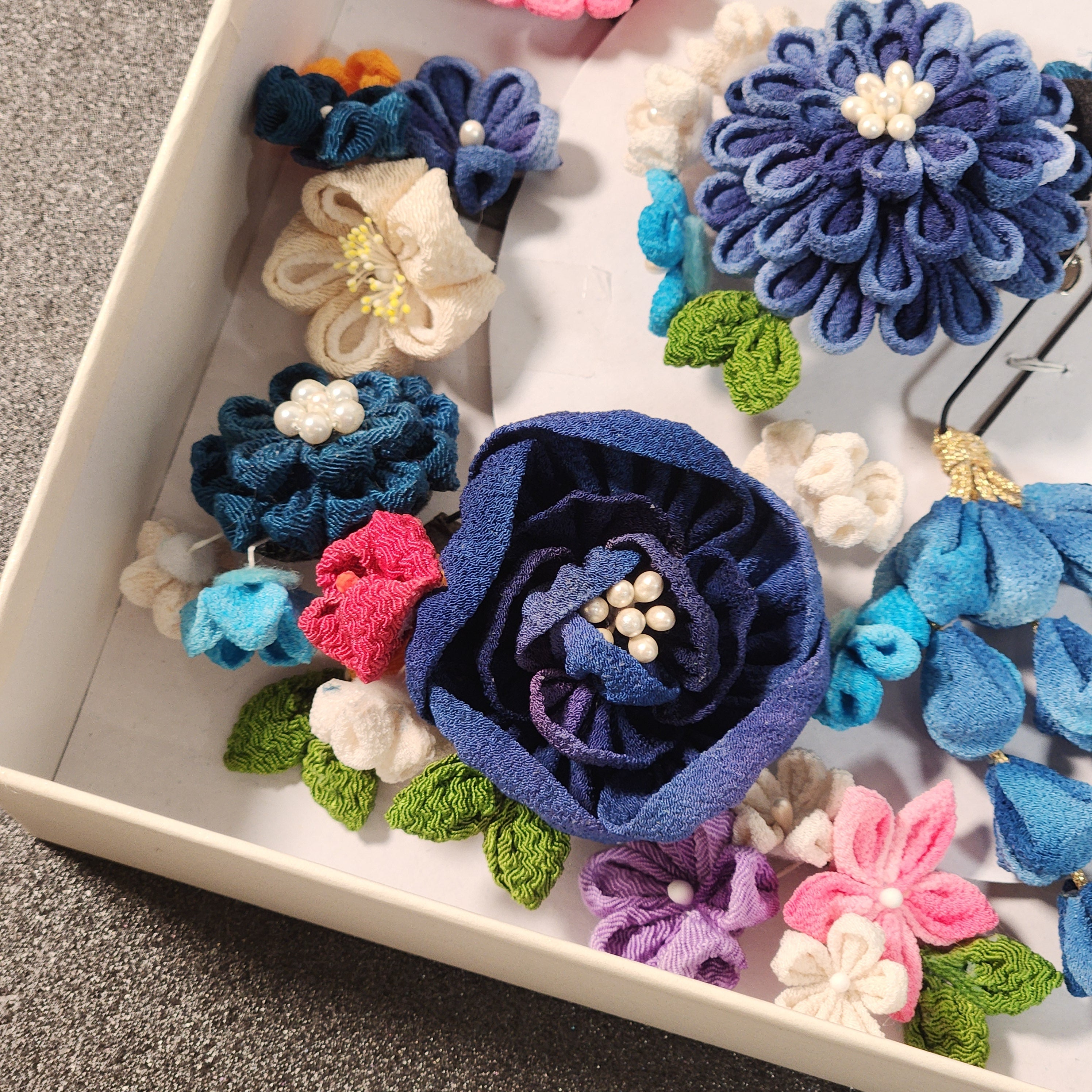 つまみ細工 振袖にあわせたセミオーダー髪飾り