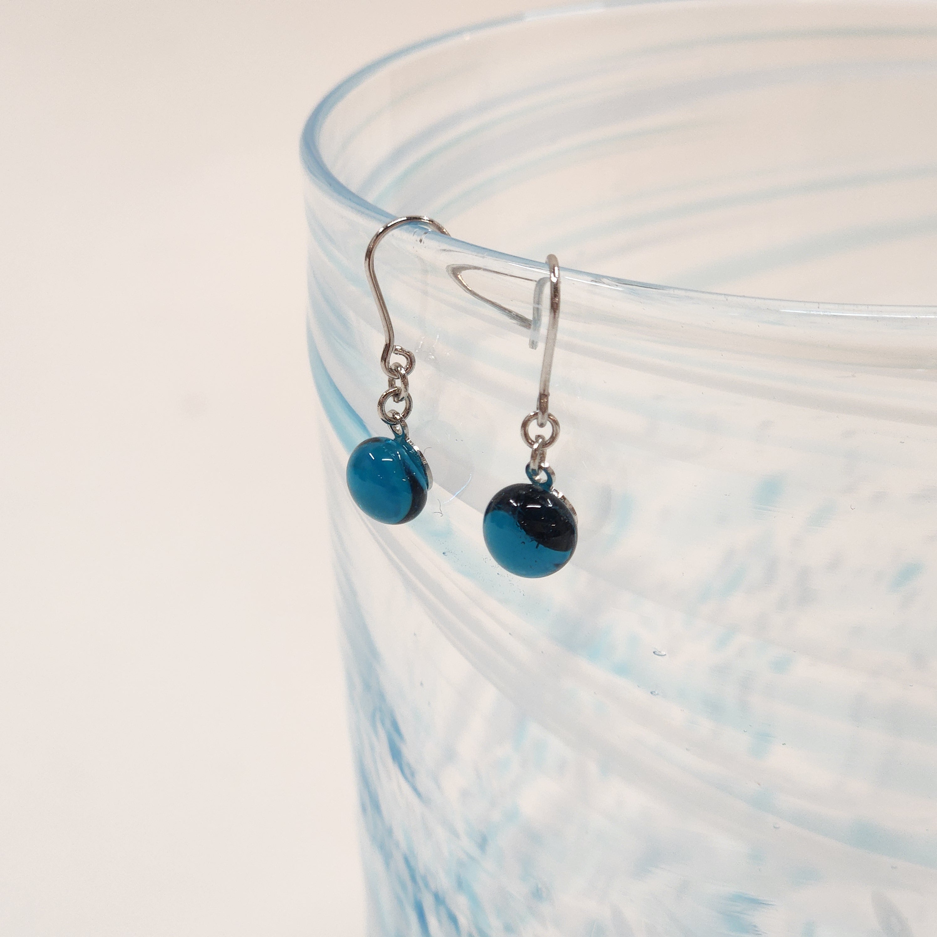 OBAMA blue ピアス 青