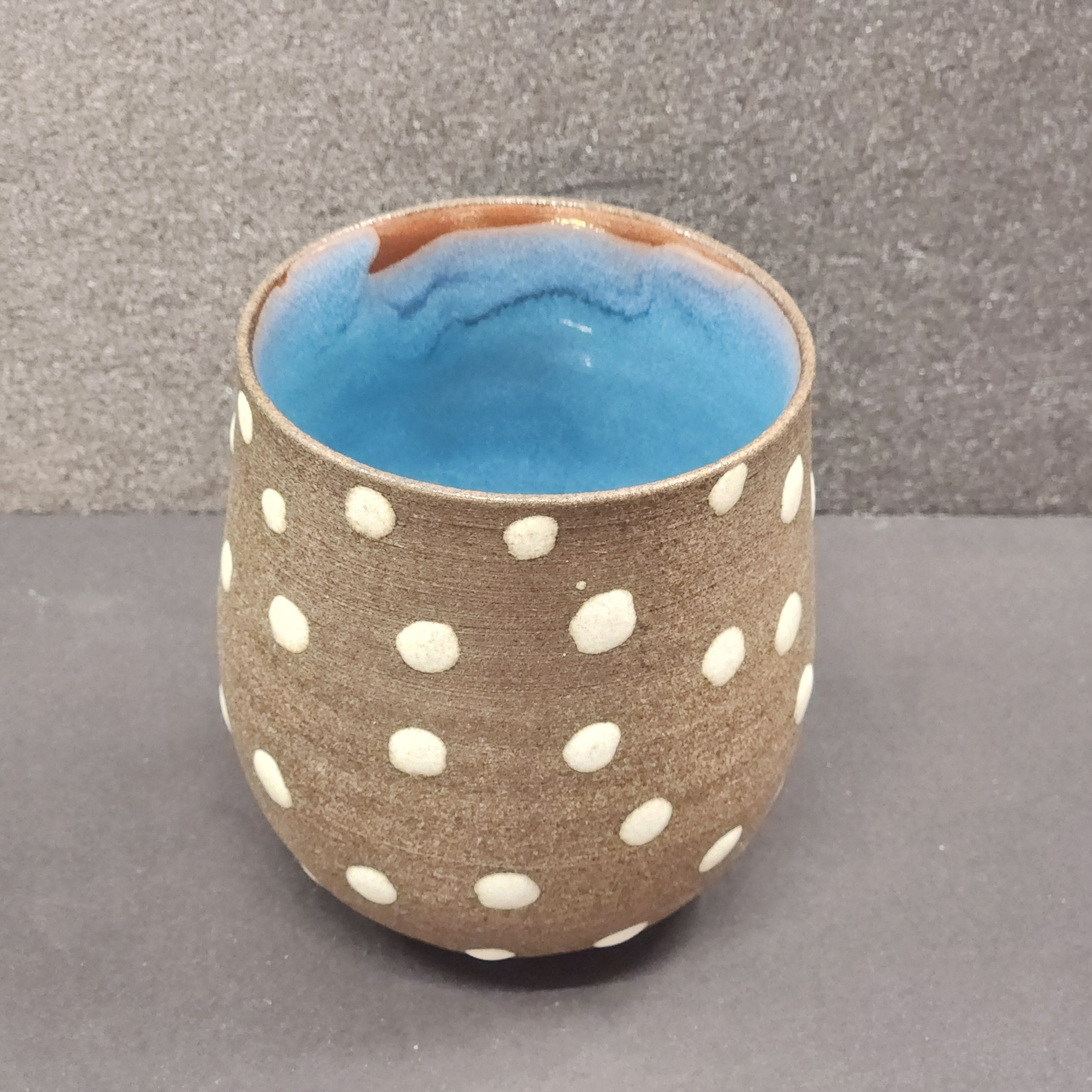 【越前焼】丸みフォルムの湯呑み c