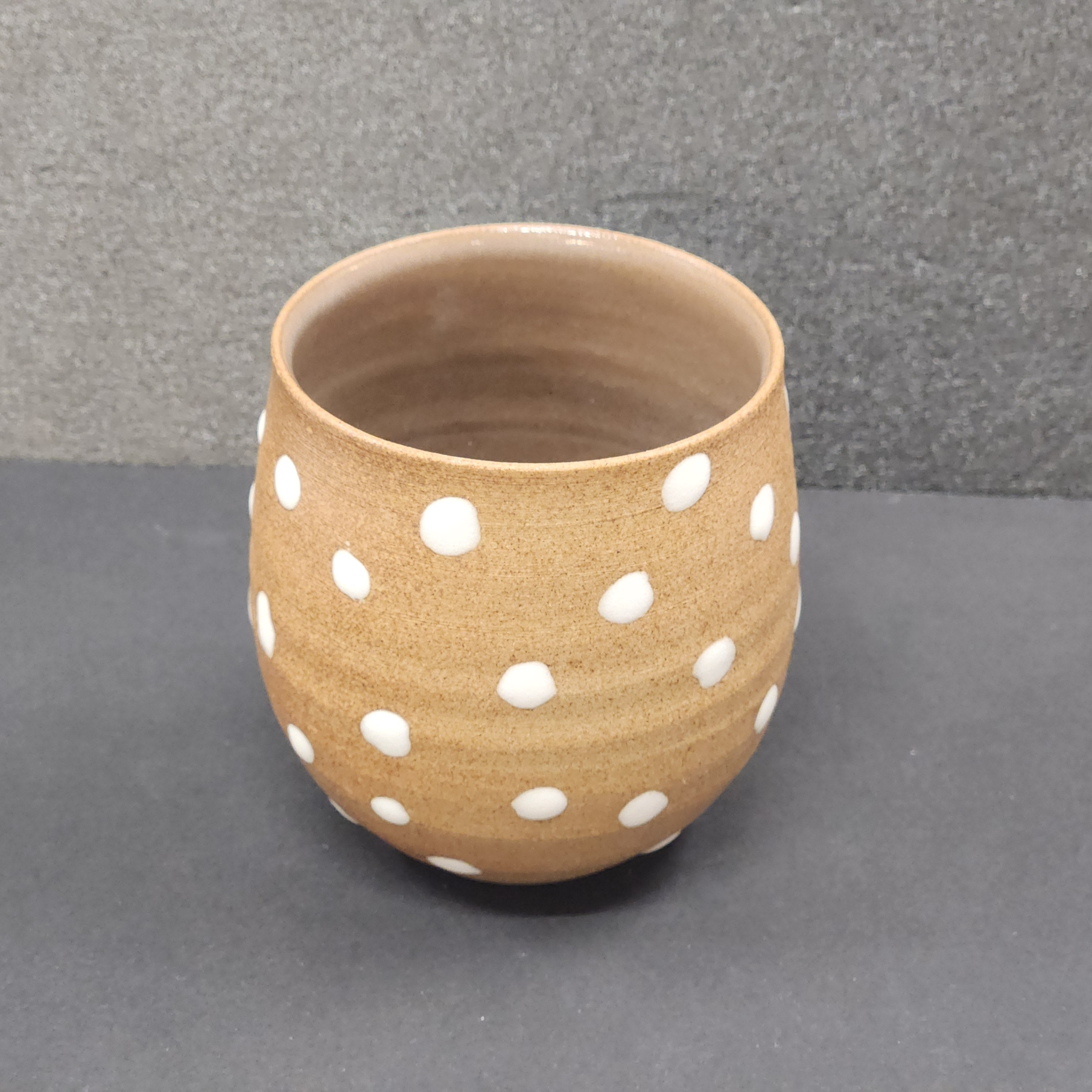 【越前焼】丸みフォルムの湯呑み d