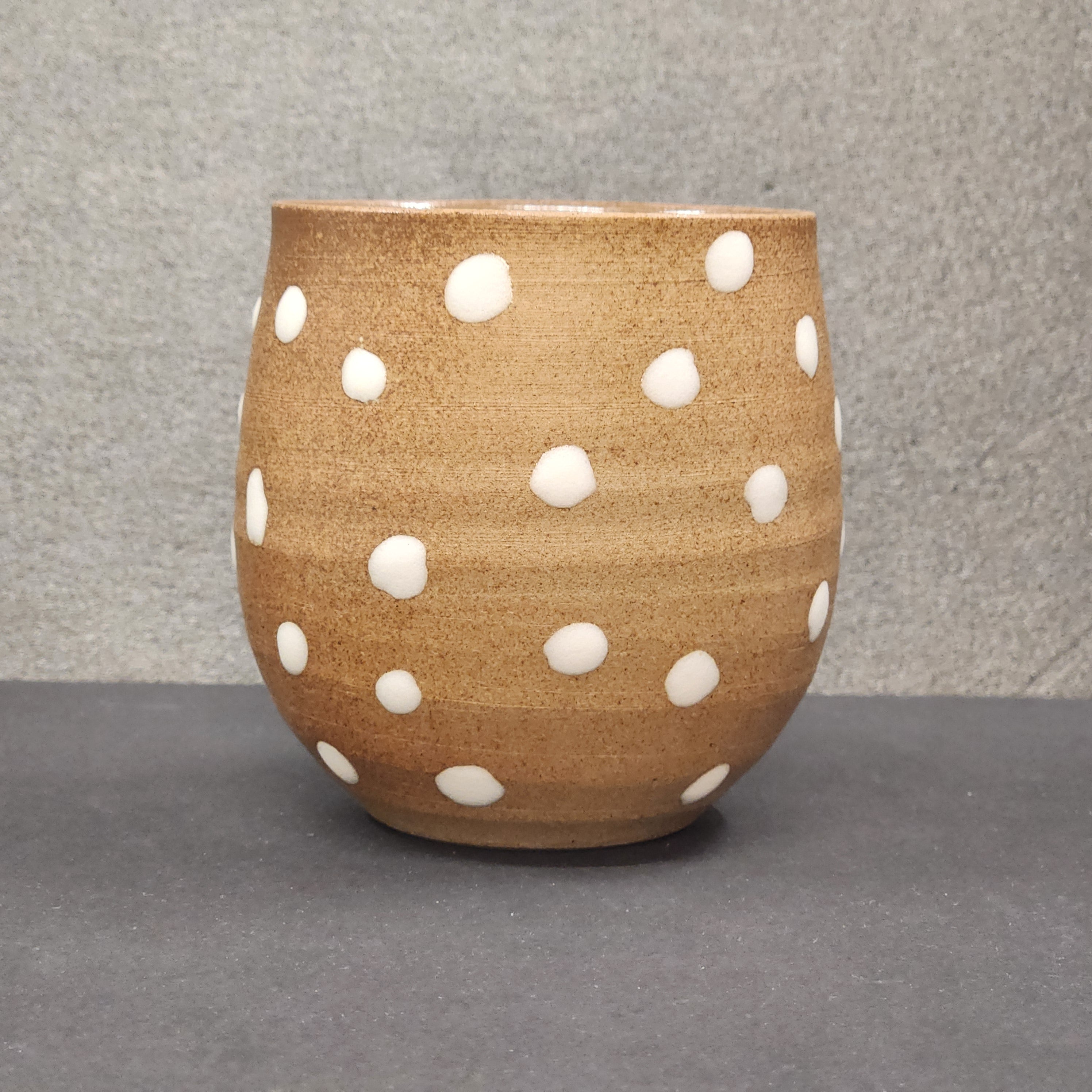 【越前焼】丸みフォルムの湯呑み d