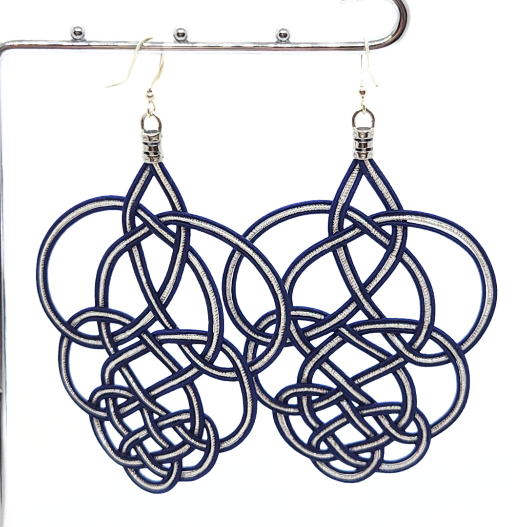 水引葡萄結び 大ぶりピアス ネイビー×シルバー