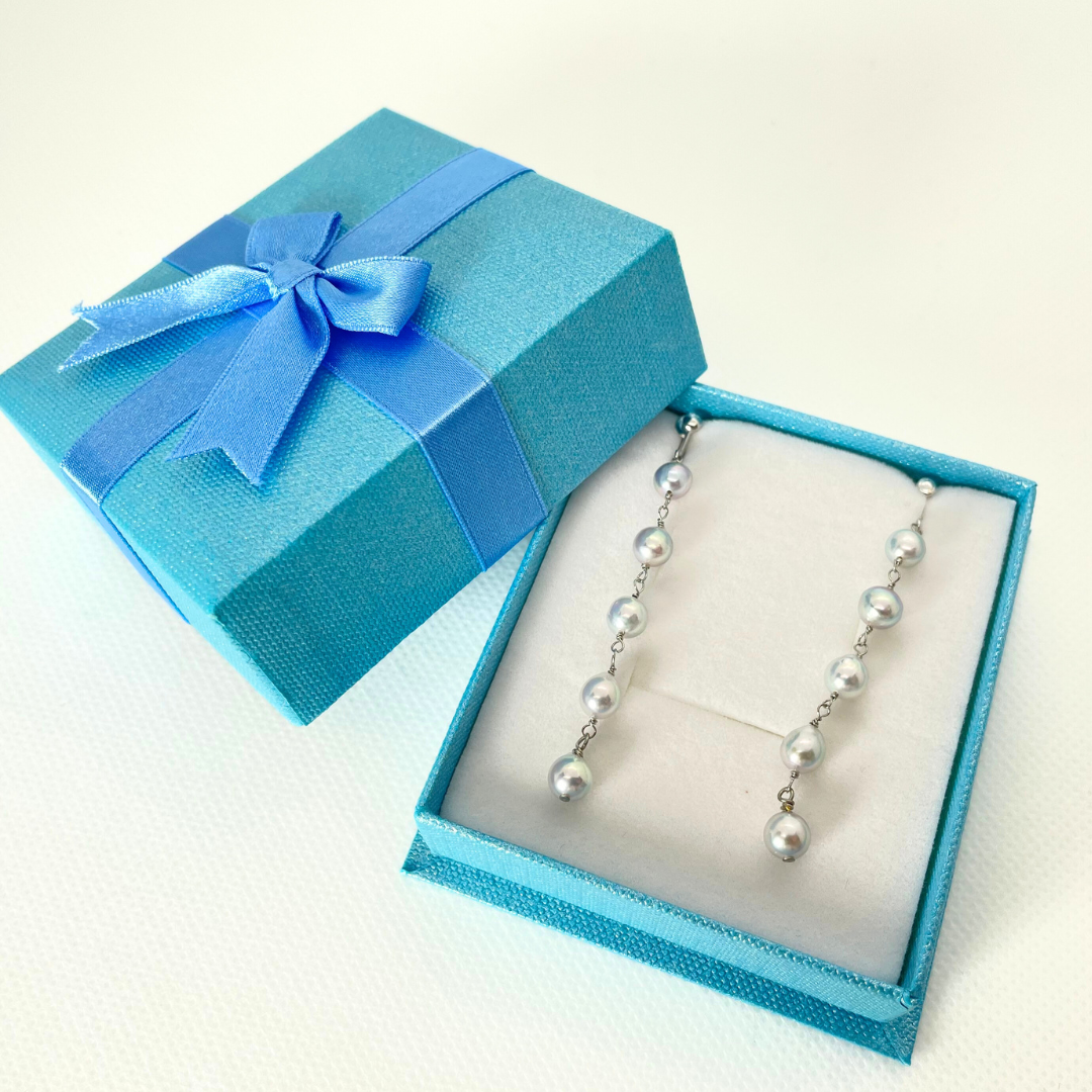 5粒のナチュラルブルーパール イヤリング