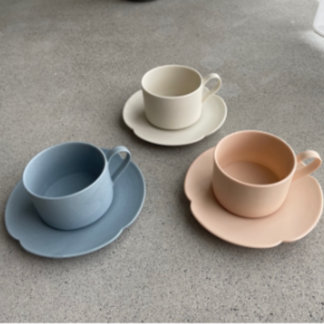 クローバー カップ&ソーサー マットホワイト