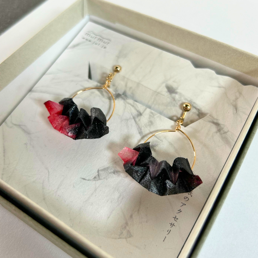 【二俣和紙】板締め絞りフープ イヤリング Black