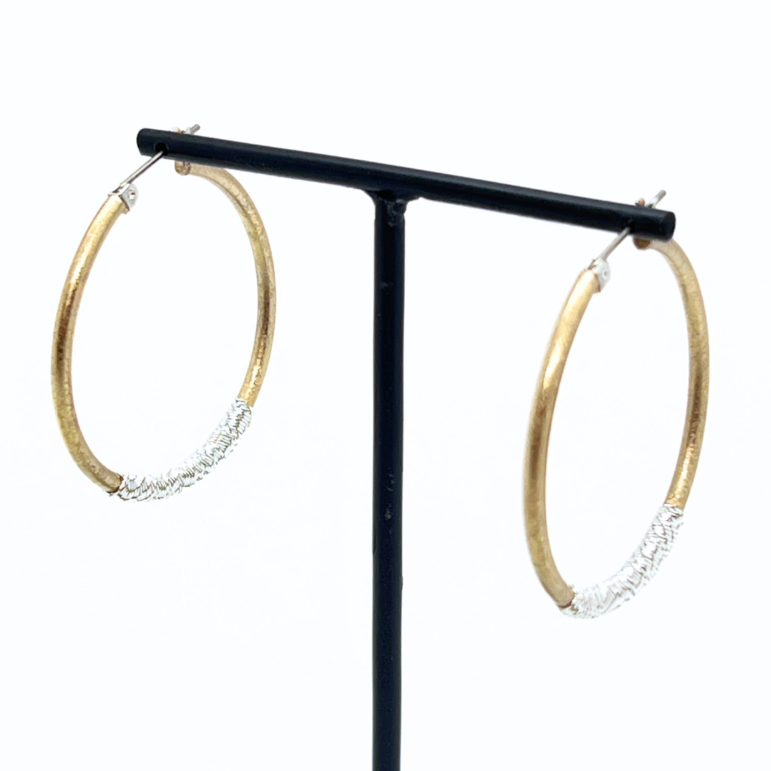 ラインフープピアス(久遠色)