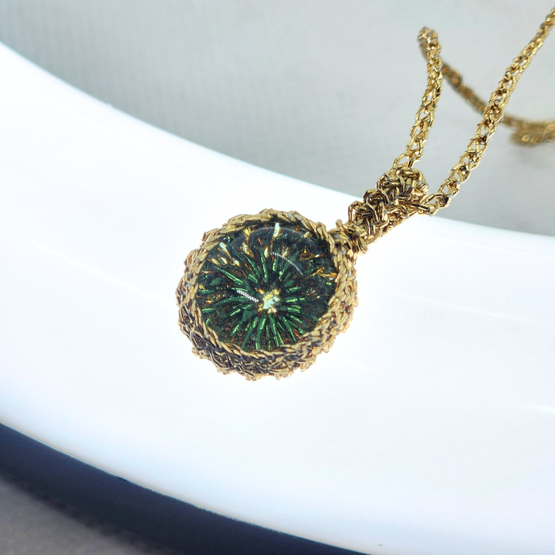 OBAMAblue®ネックレス "Mermaid eye" ゴールドグリーン