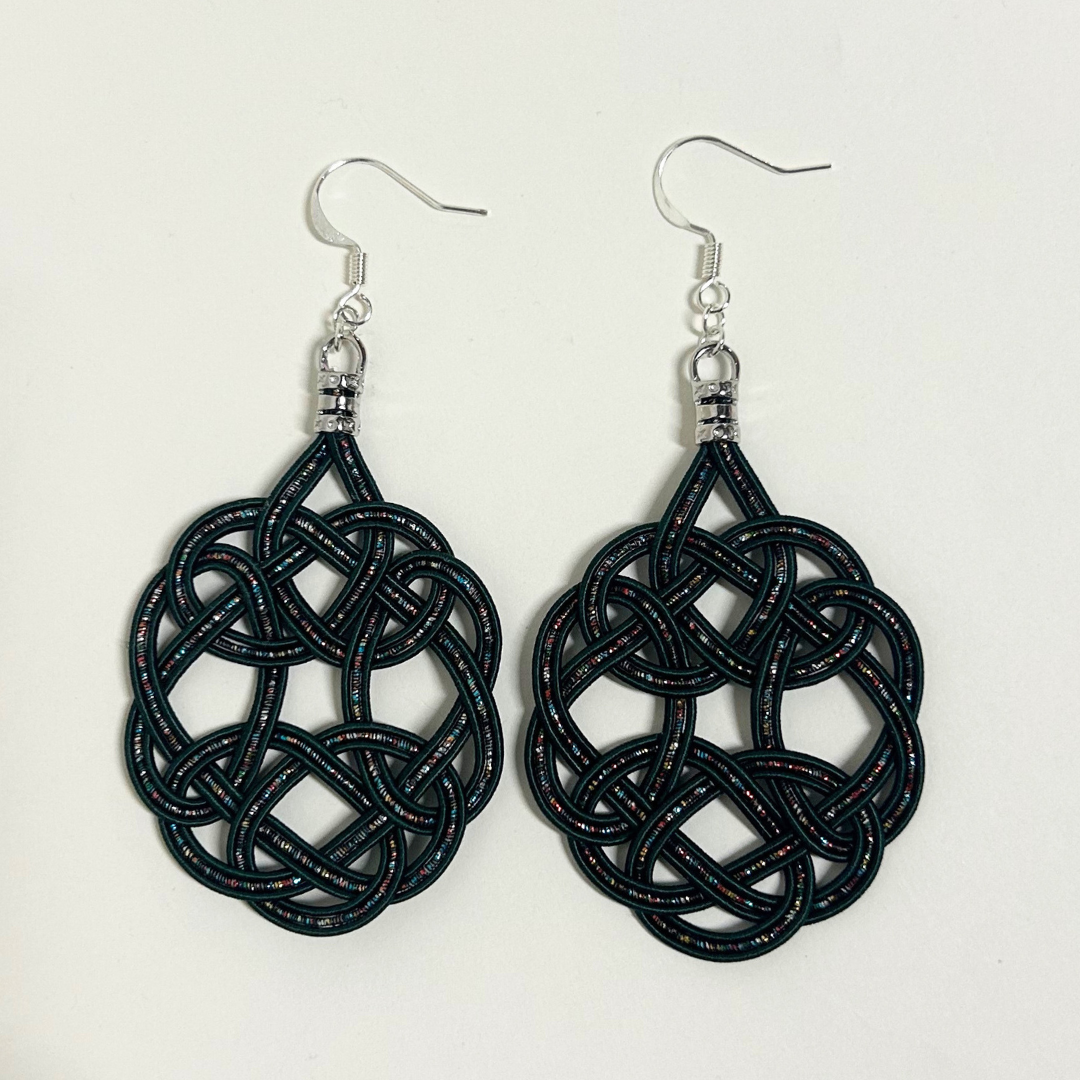 水引袈裟結びピアス グリーン