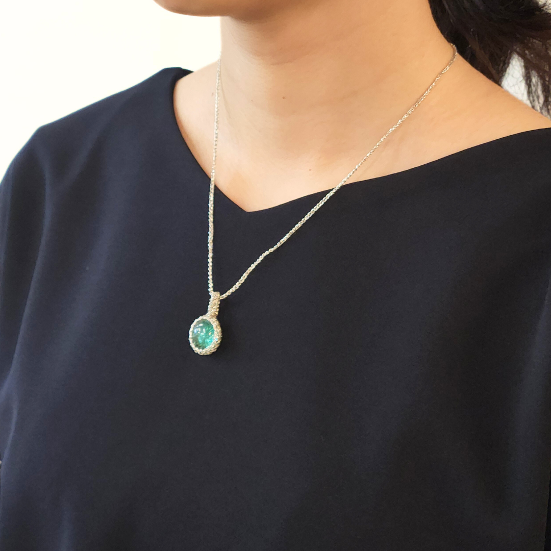 OBAMAblue®ネックレス "Mermaid eye" シルバーブルー