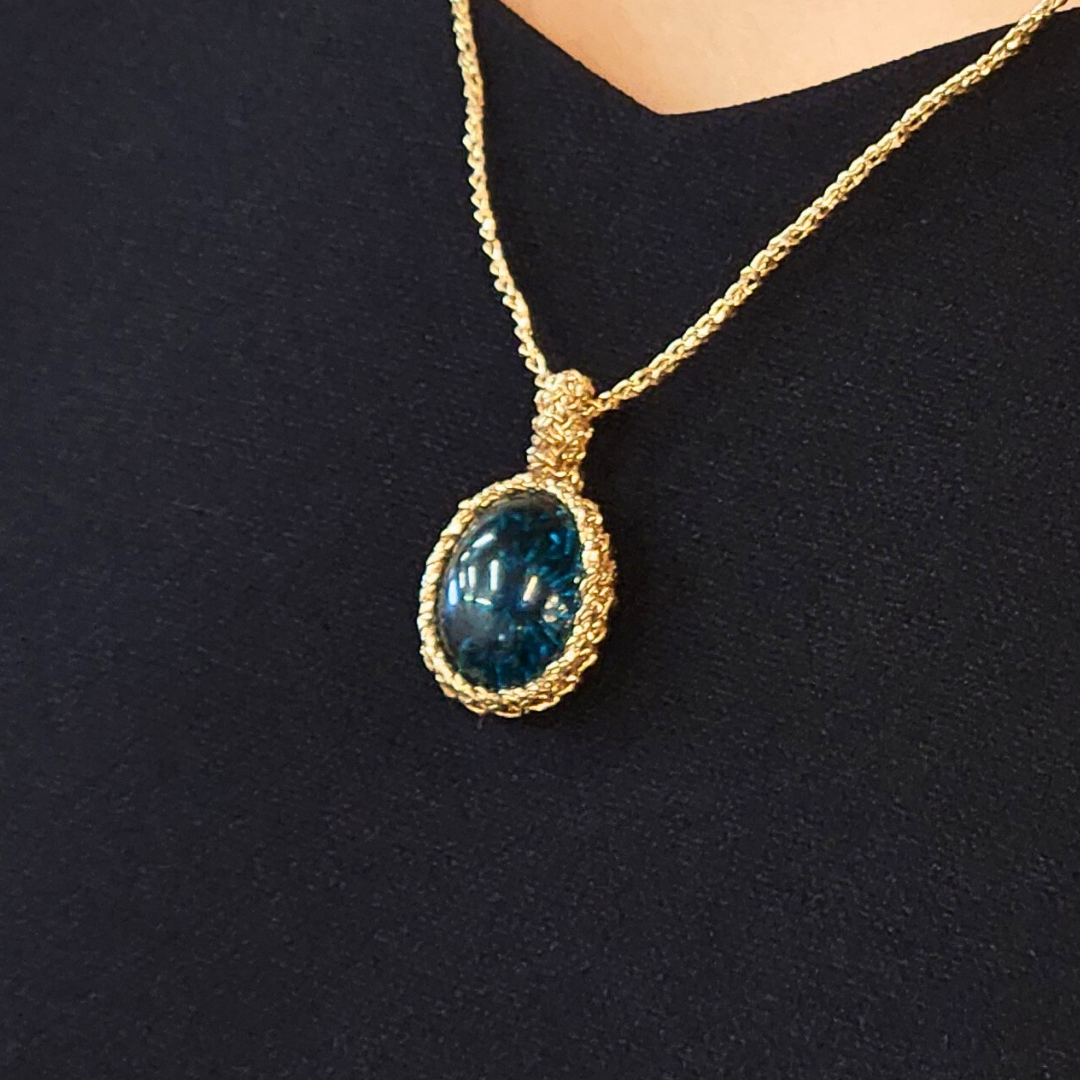 OBAMA blue ネックレス "Mermaid eye" ゴールド 青