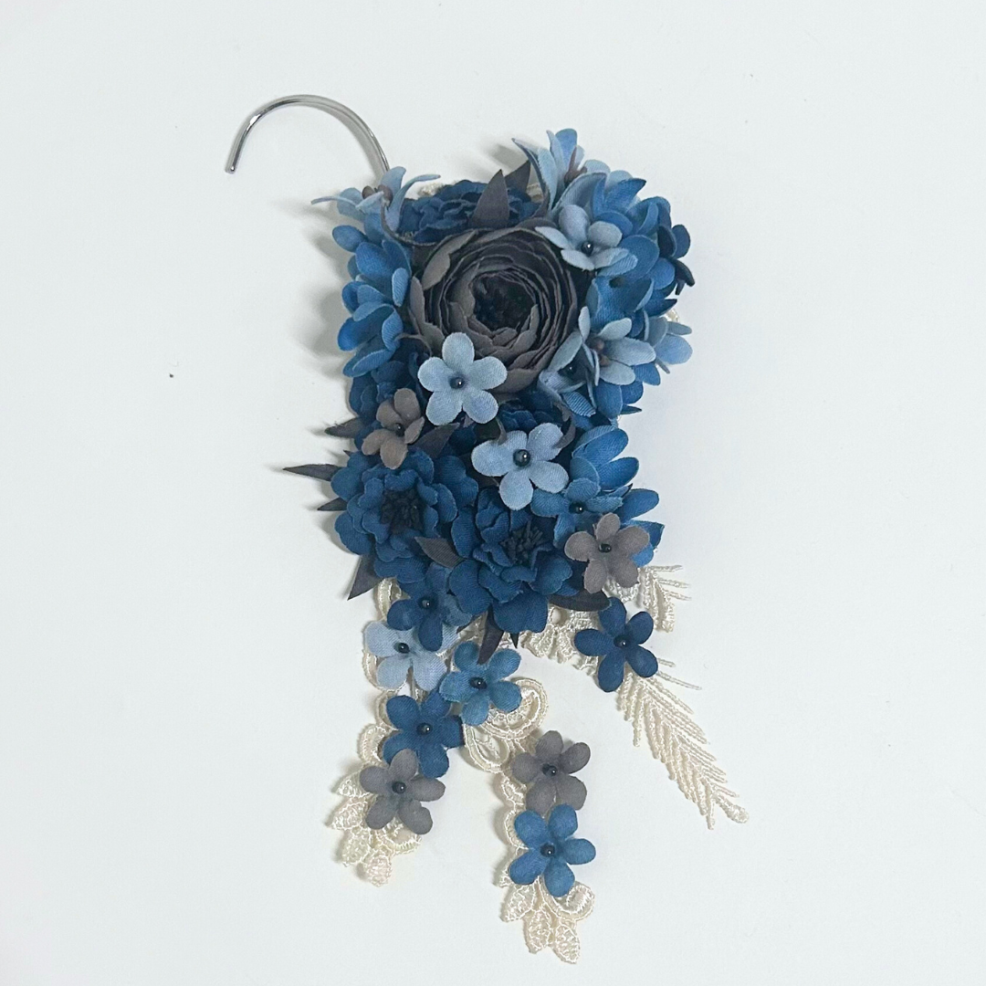 草木染め布花イヤーフック ブルー
