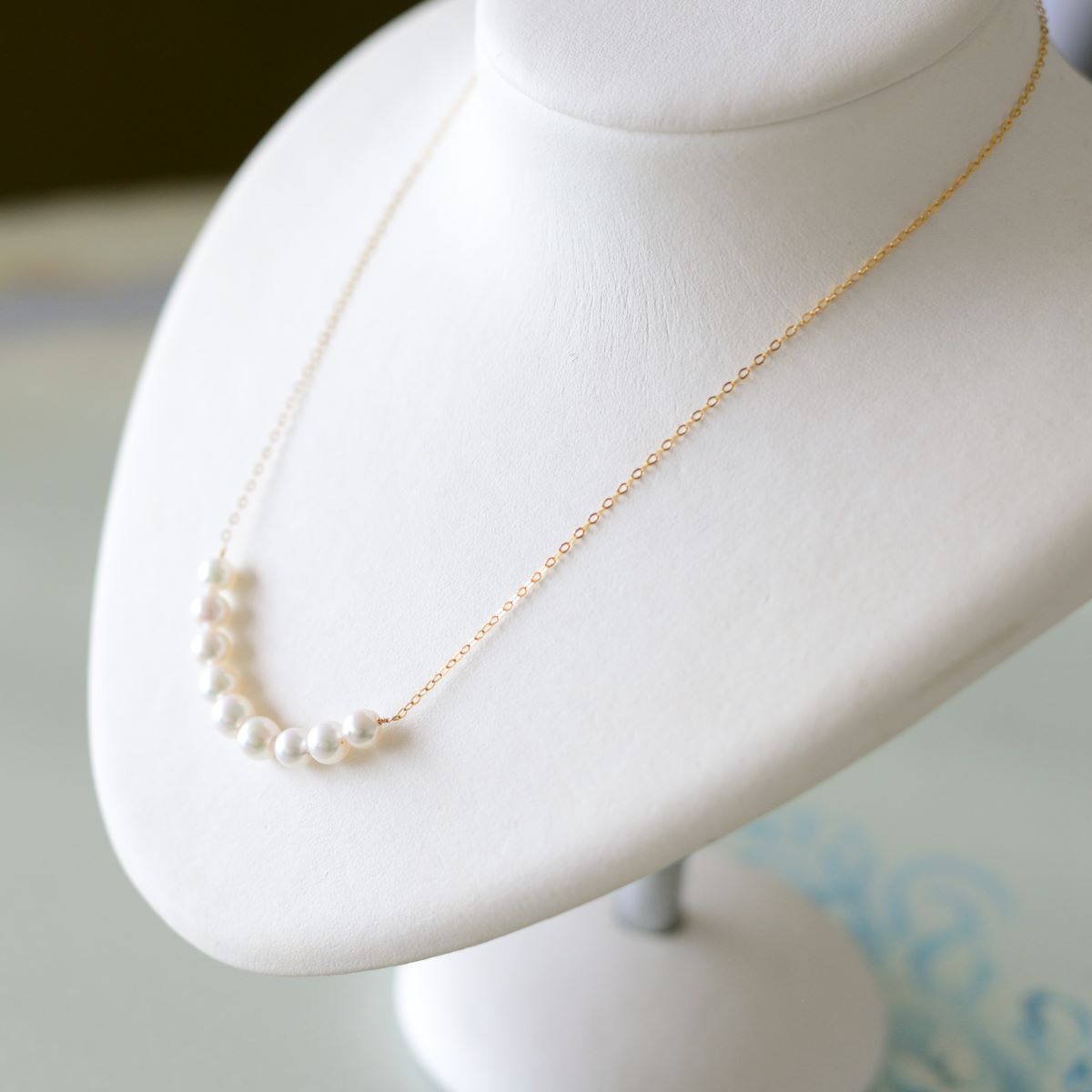 9連パールのネックレス