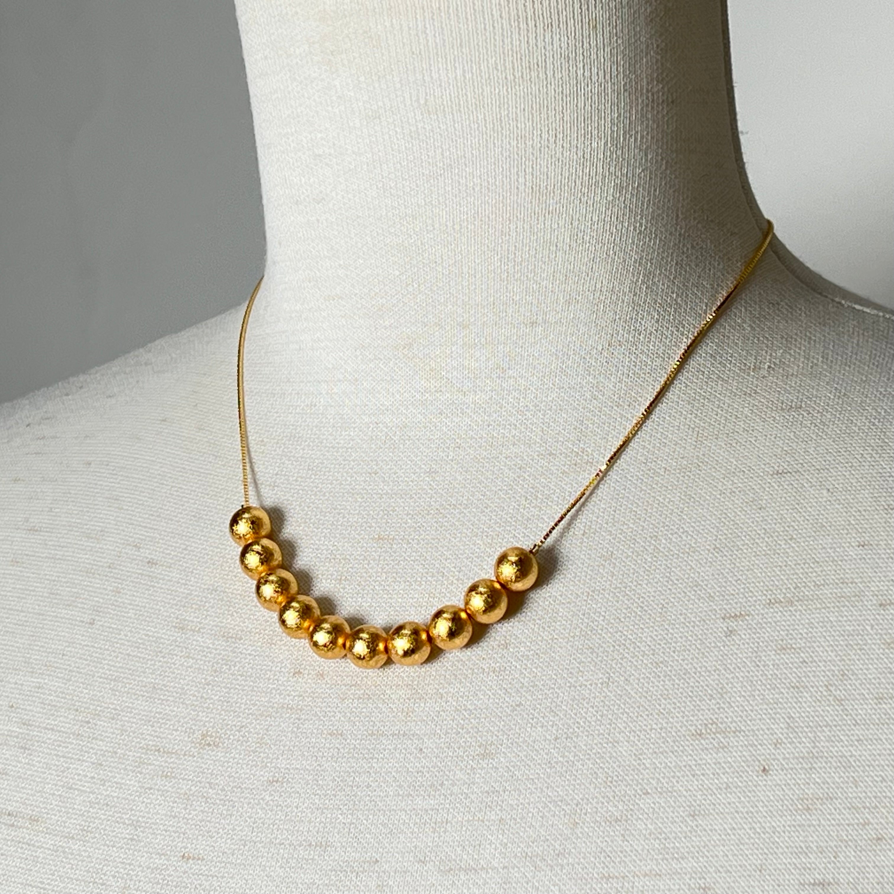 箔珠 10粒ネックレス 永遠色