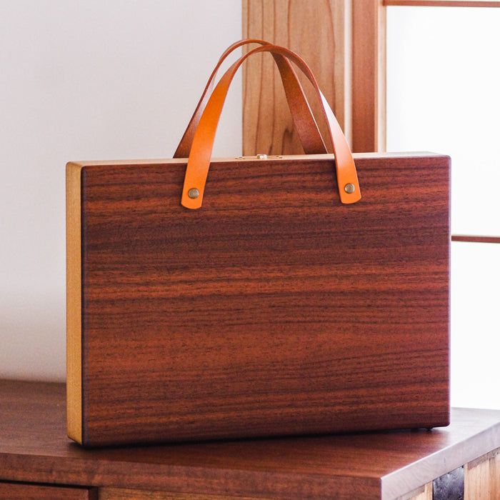 アタッシュケースA4