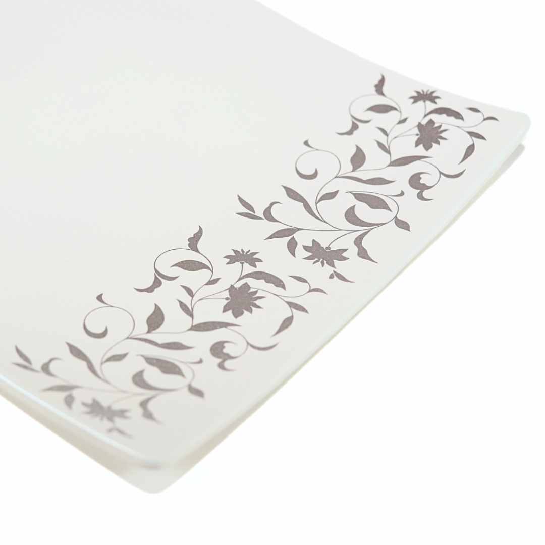 アールデコ　スクウェアディッシュオフホワイト　Mサイズ