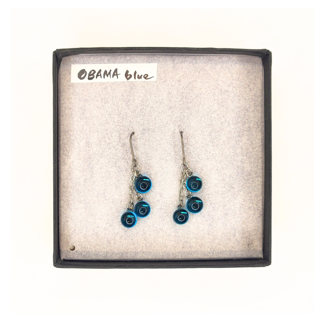 OBAMA blue®　3粒ピアス