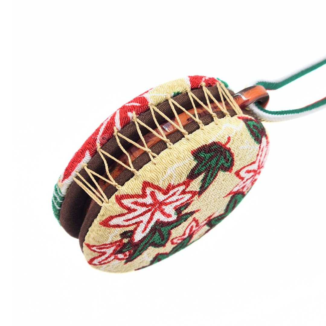 おでかけルーペ　楓×生成り