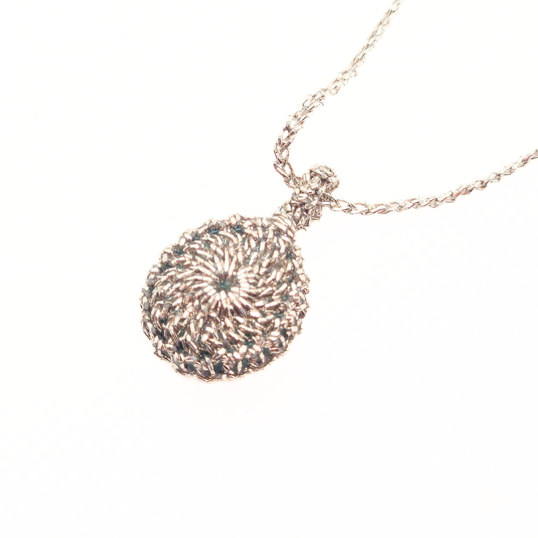 OBAMAblue®ネックレス "Mermaid eye"　シルバーグリーン