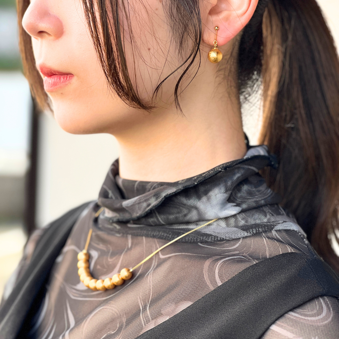 箔珠 10粒ネックレス 永遠色