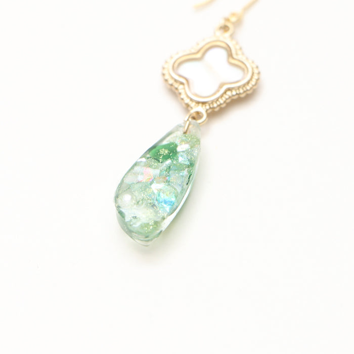 【期間限定SALE】和紙のレジンピアス
